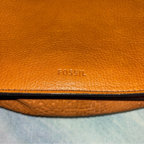 Fossil Willey Crossbody - Picture 11 of 11